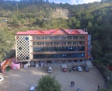 6500 sq. ft hotel for sale  in narkanda kumarsain kingal shimla along with 5500 sq.ft. land