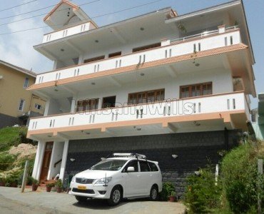 4200 sq. ft hotel for sale in ooty along with 2616 sq.ft. land