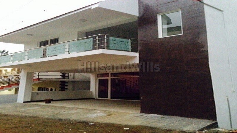 ₹2.25 Cr | 2000 sq. ft homestay for sale in ooty along with 6 cents land