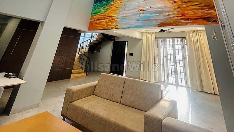 ₹2.72 Cr | 5bhk  villa with pool for sale in lonavala