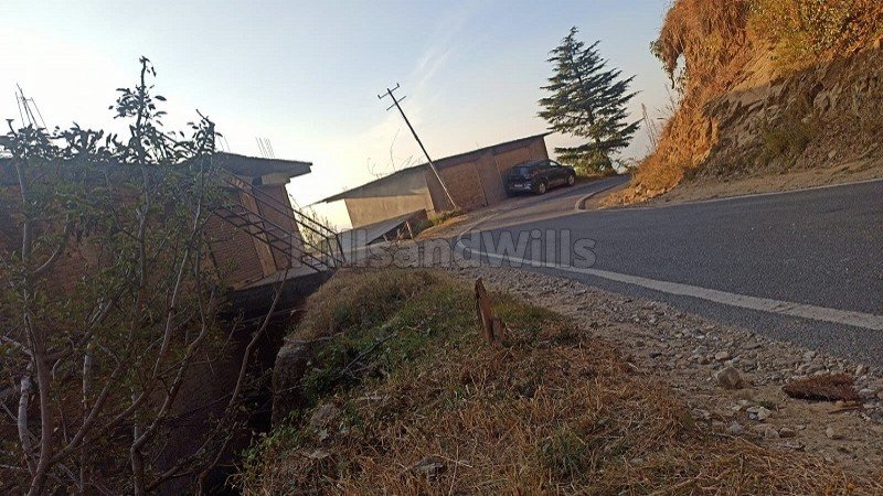 ₹7.50 Cr | 8 biswa commerical land for sale in jarol narkanda shimla