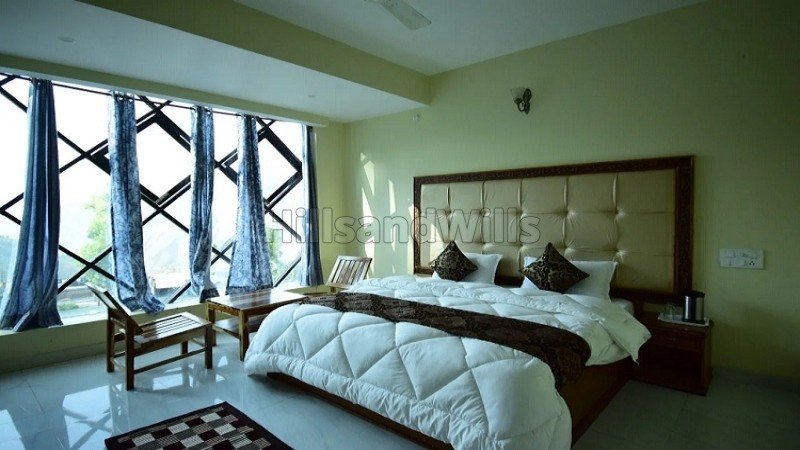 ₹4.50 Cr | 6500 sq. ft hotel for sale in narkanda kumarsain kingal shimla along with 5500 sq.ft. land