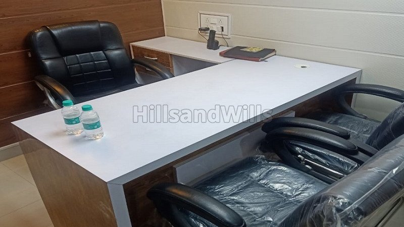 ₹25 K | 650 sq. ft office space for rent in racecourse area dehradun