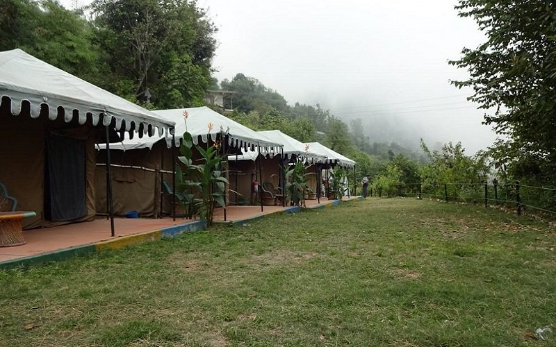 2160 sq. ft resort for rent  in pangoot nainital along with 2160 sq.ft. land